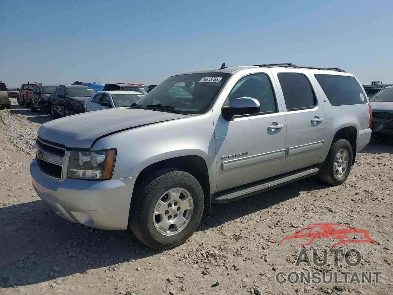 CHEVROLET SUBURBAN 2013 - 1GNSKJE74DR375610