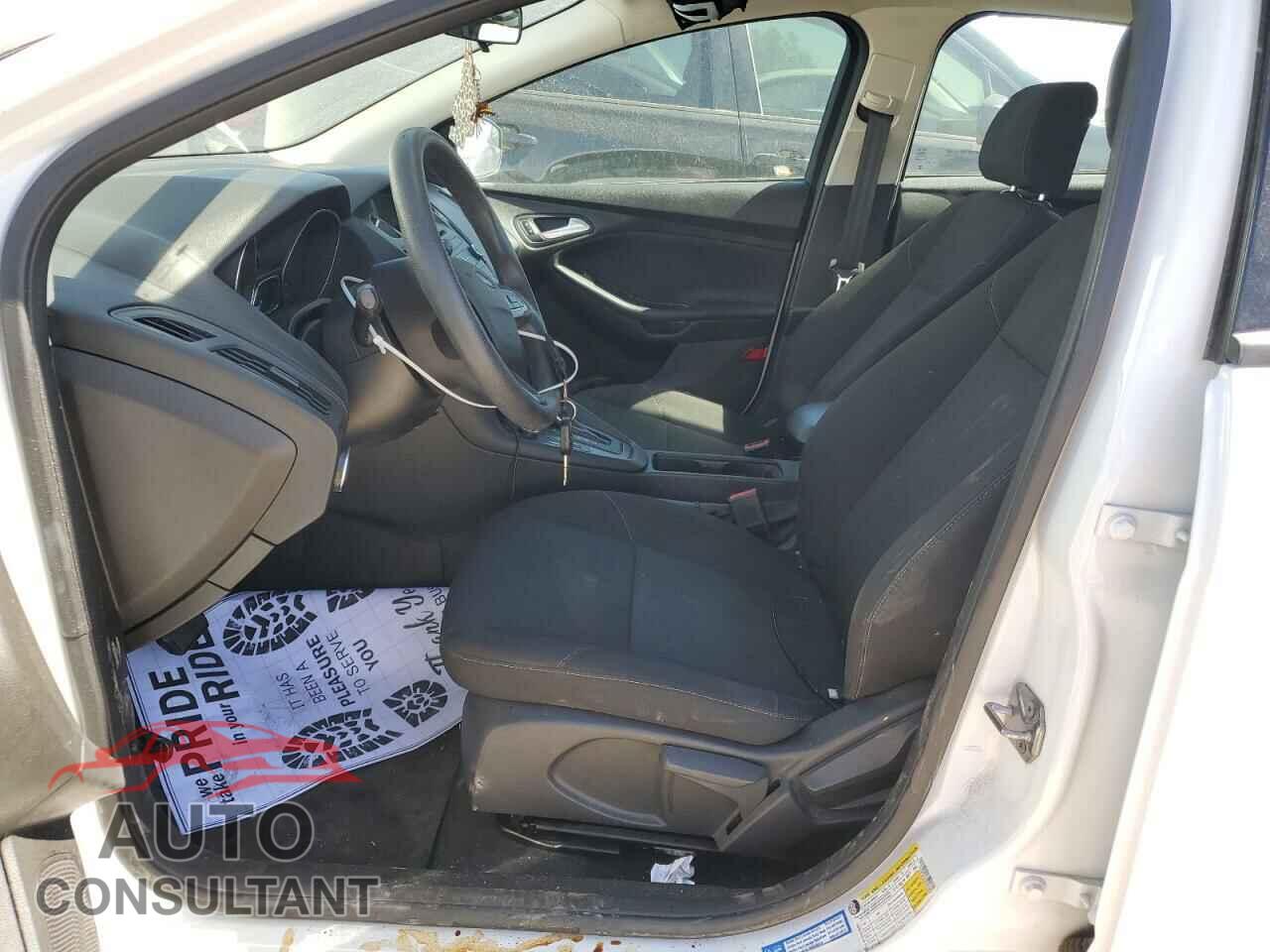 FORD FOCUS 2016 - 1FADP3K2XGL281803