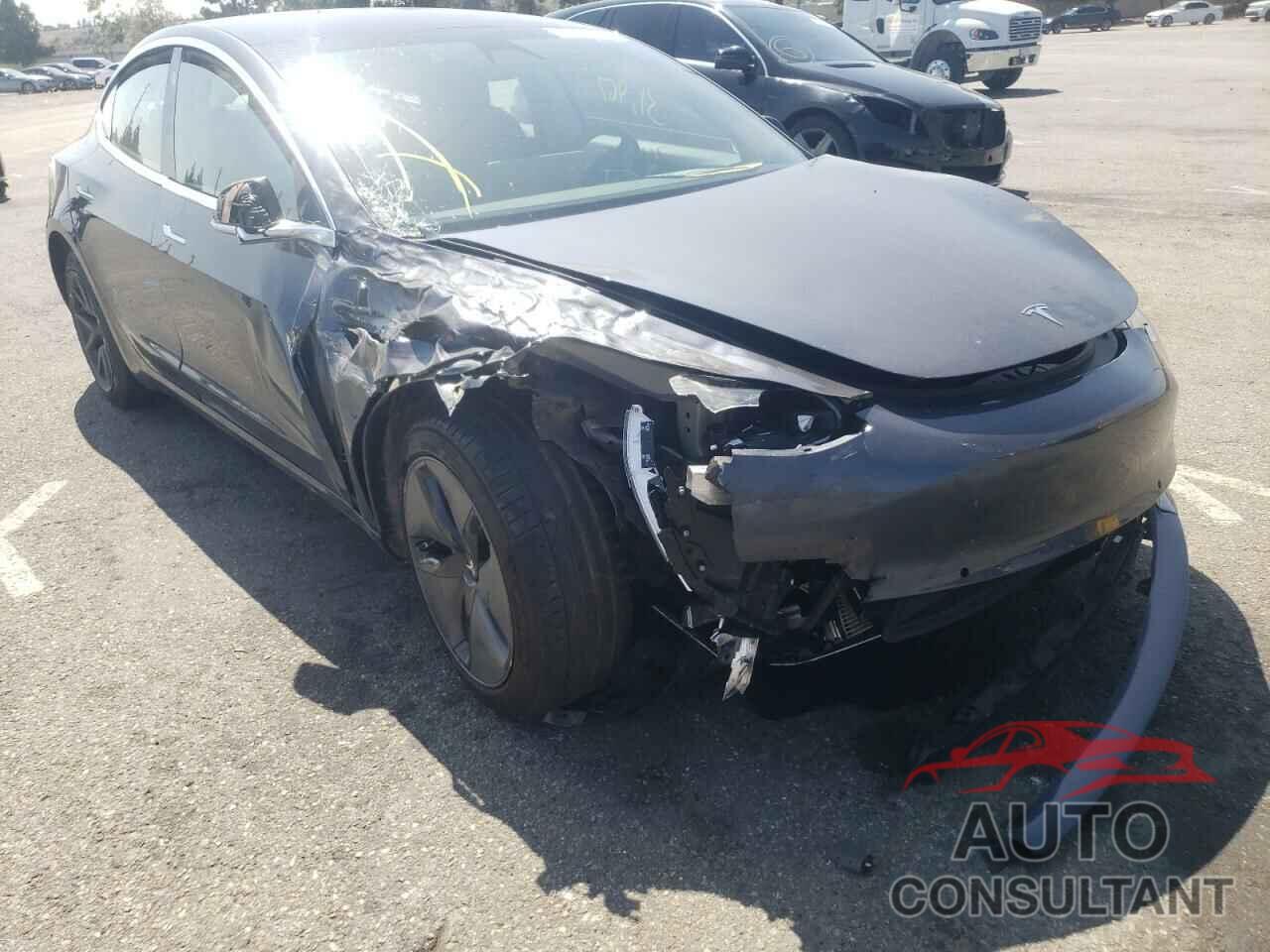 TESLA MODEL 3 2018 - 5YJ3E1EA8JF043297
