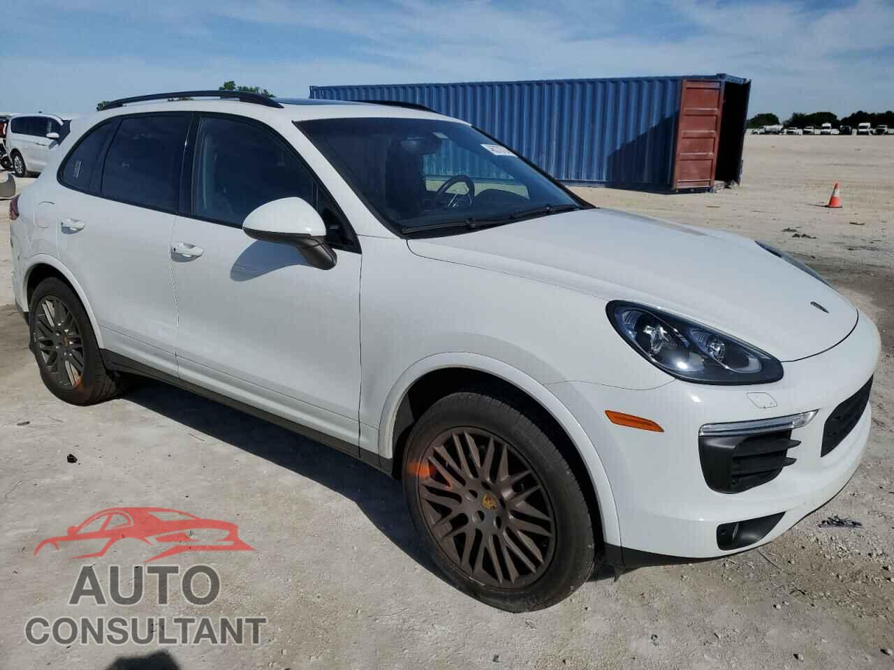 PORSCHE CAYENNE 2017 - WP1AA2A21HKA87810