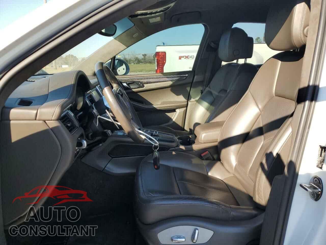 PORSCHE MACAN 2015 - WP1AB2A52FLB65042