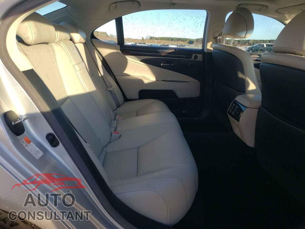 LEXUS LS460 2017 - JTHGL5EF4H5057508