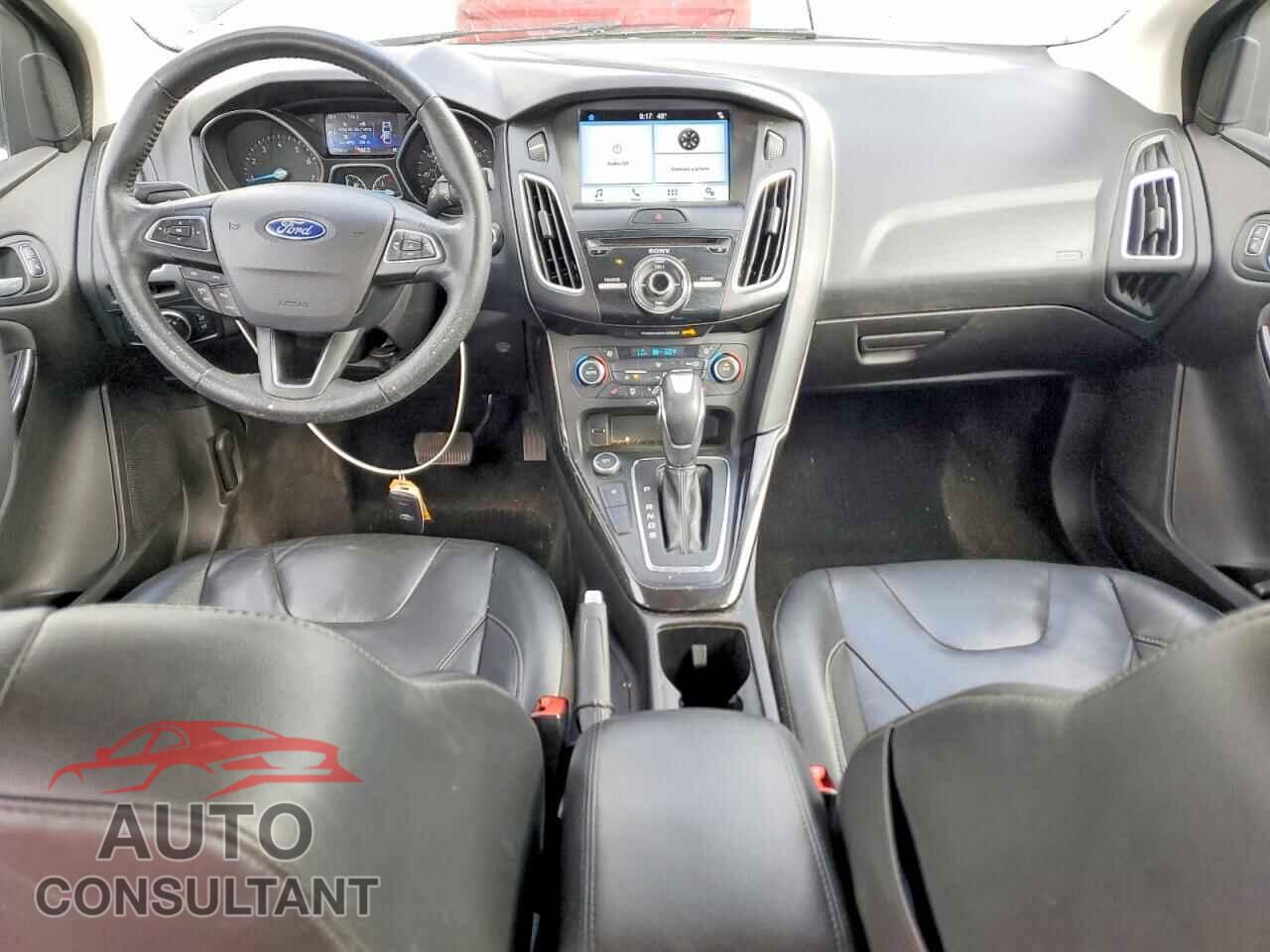 FORD FOCUS 2017 - 1FADP3J28HL238337