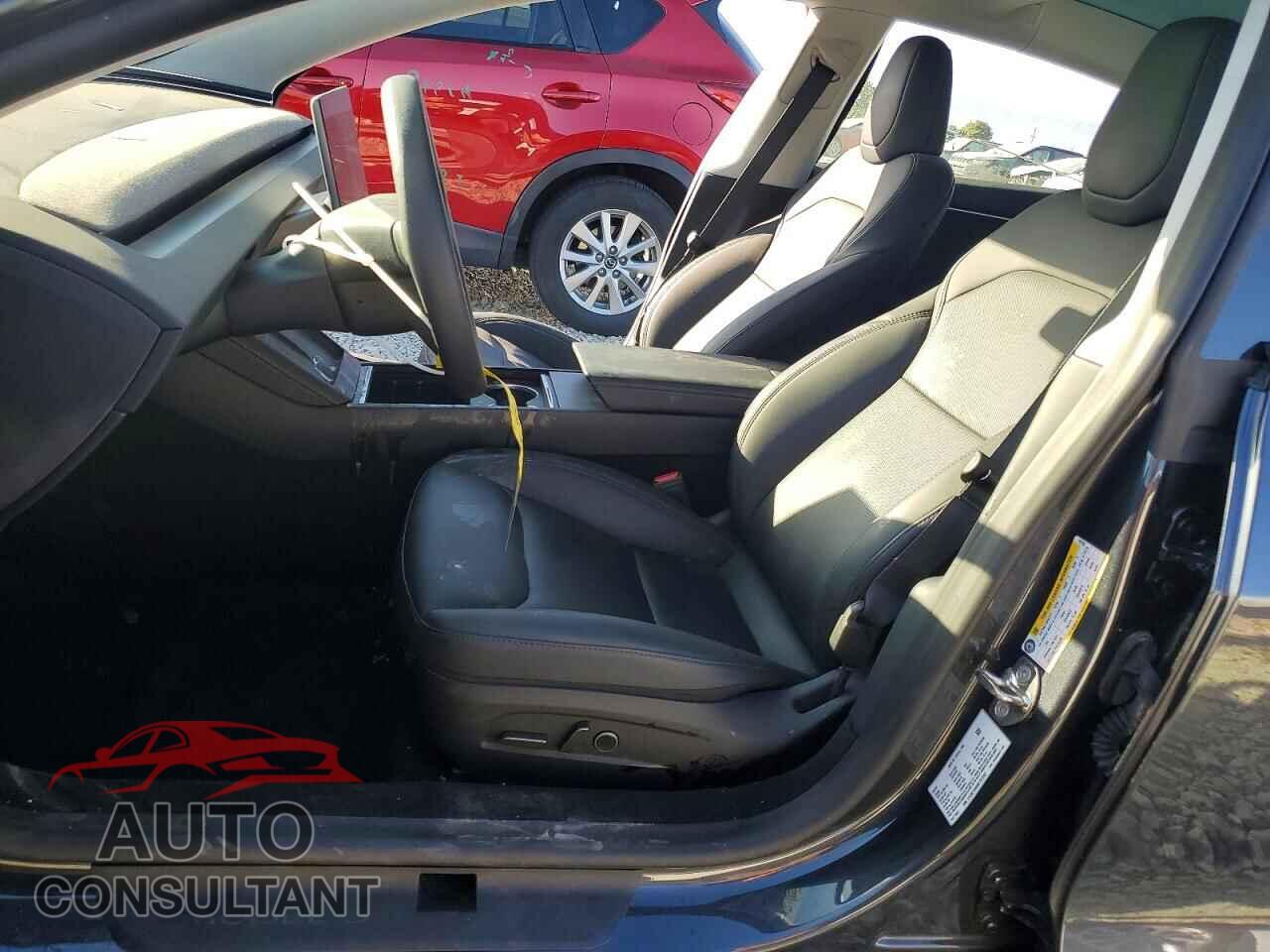 TESLA MODEL 3 2024 - 5YJ3E1EB9RF797202