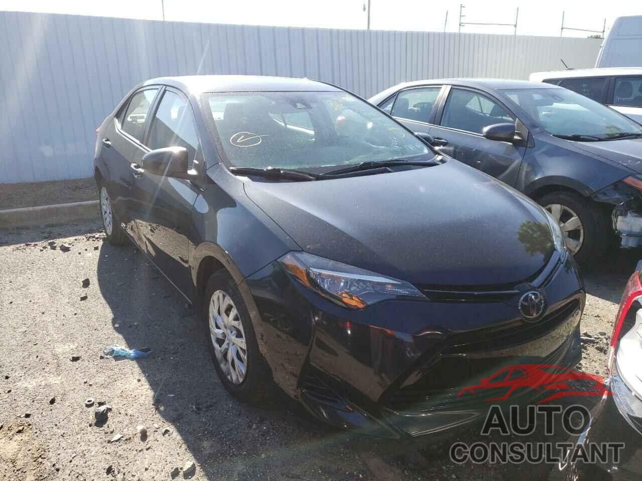 TOYOTA COROLLA 2018 - 5YFBURHE9JP855014