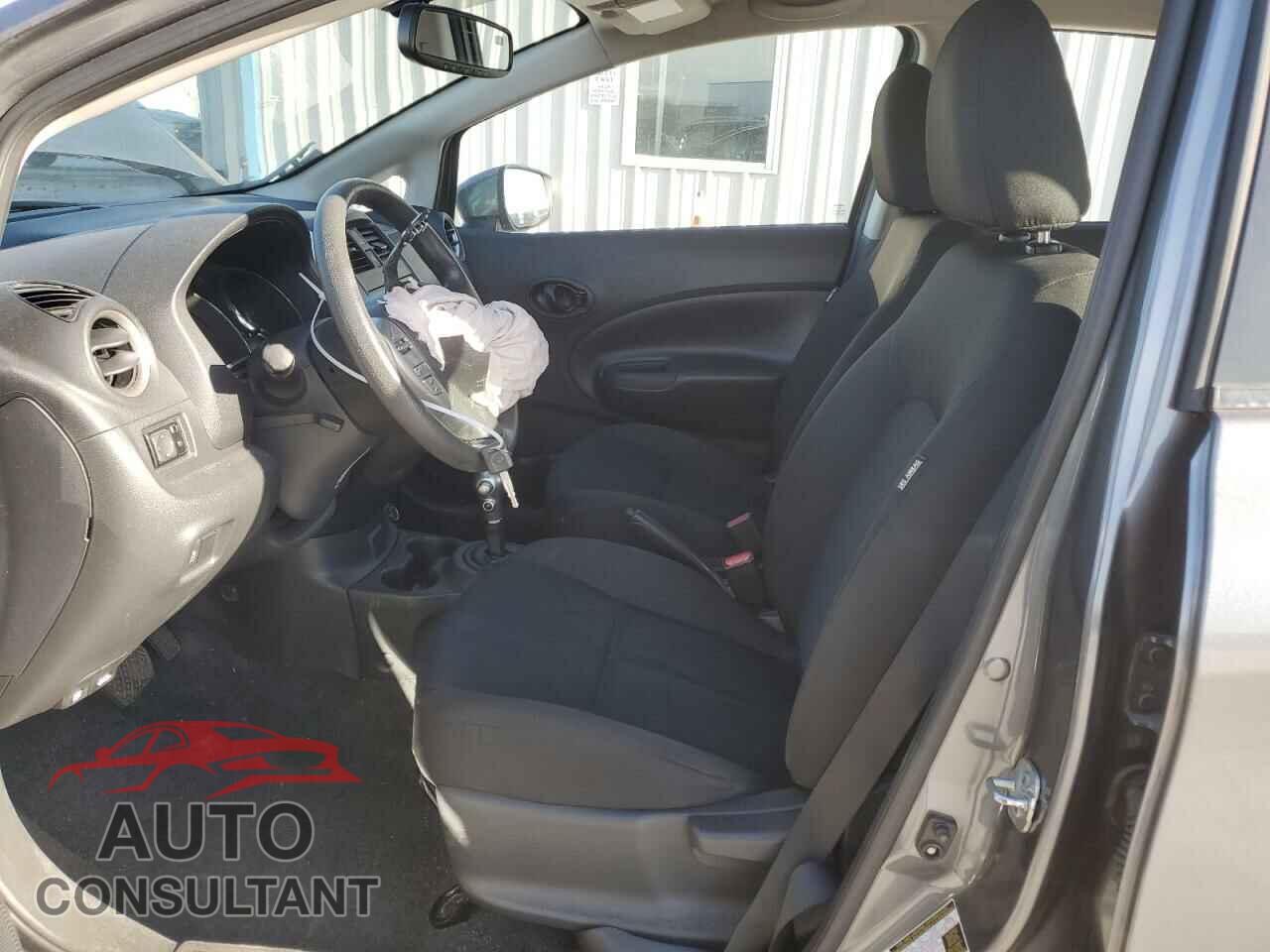 NISSAN VERSA 2017 - 3N1CE2CP3HL379273