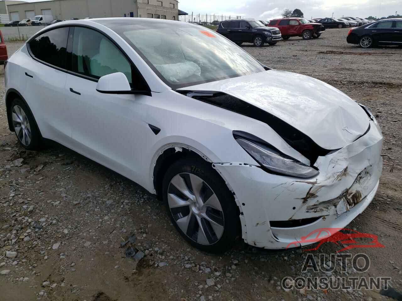 TESLA MODEL Y 2021 - 5YJYGAEE7MF293220