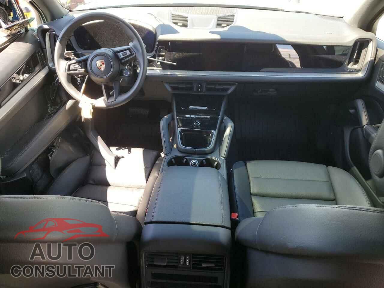 PORSCHE CAYENNE 2024 - WP1AA2AY5RDA02221