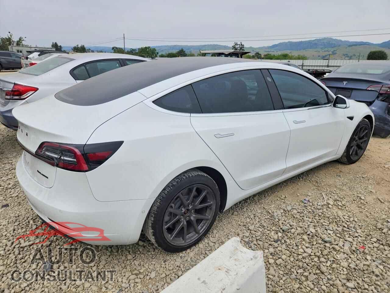 TESLA MODEL 3 2018 - 5YJ3E1EB3JF112731
