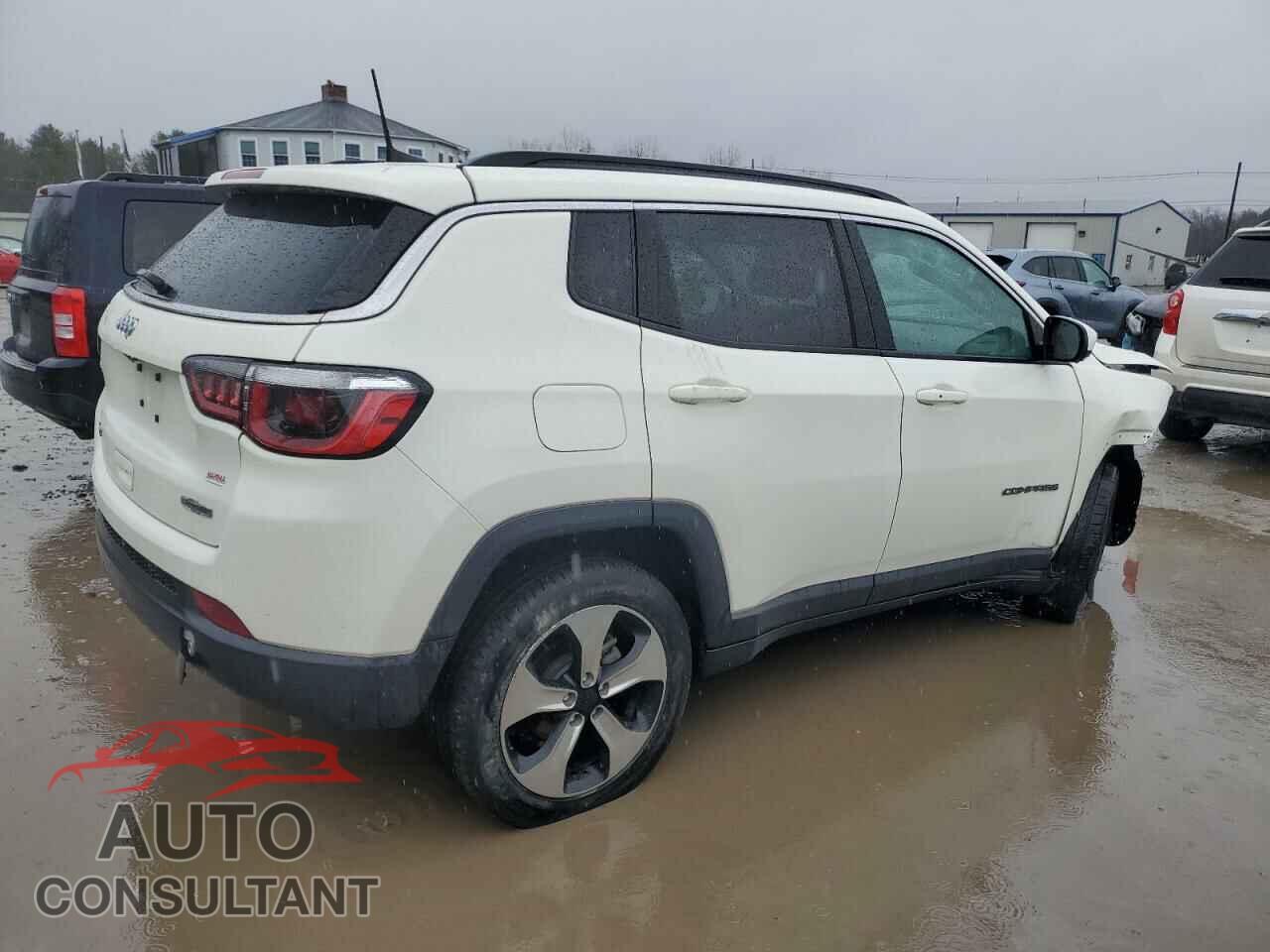 JEEP COMPASS 2018 - 3C4NJDBB5JT100172
