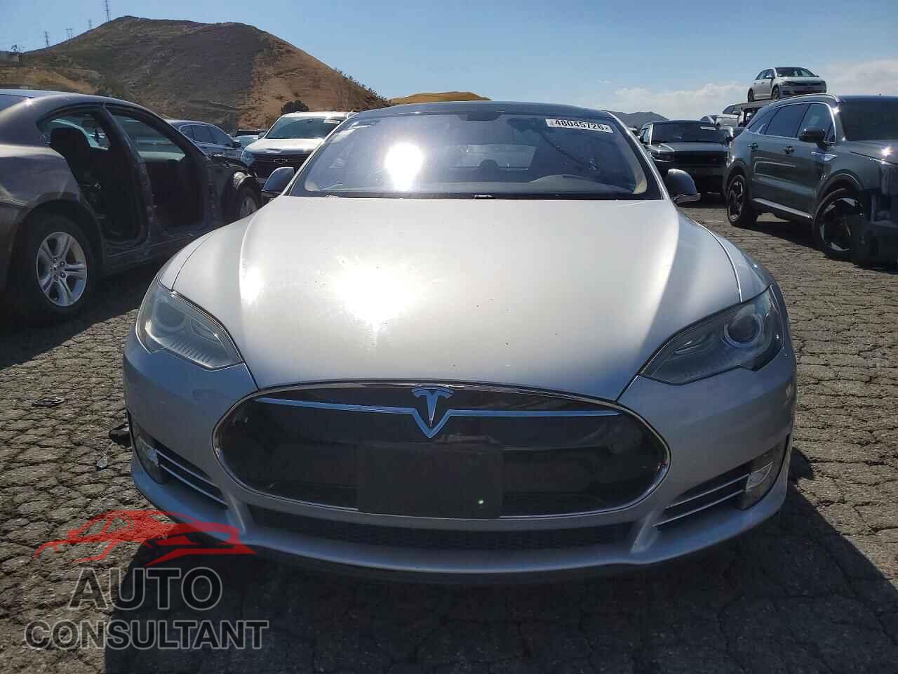 TESLA MODEL S 2013 - 5YJSA1CN7DFP05789