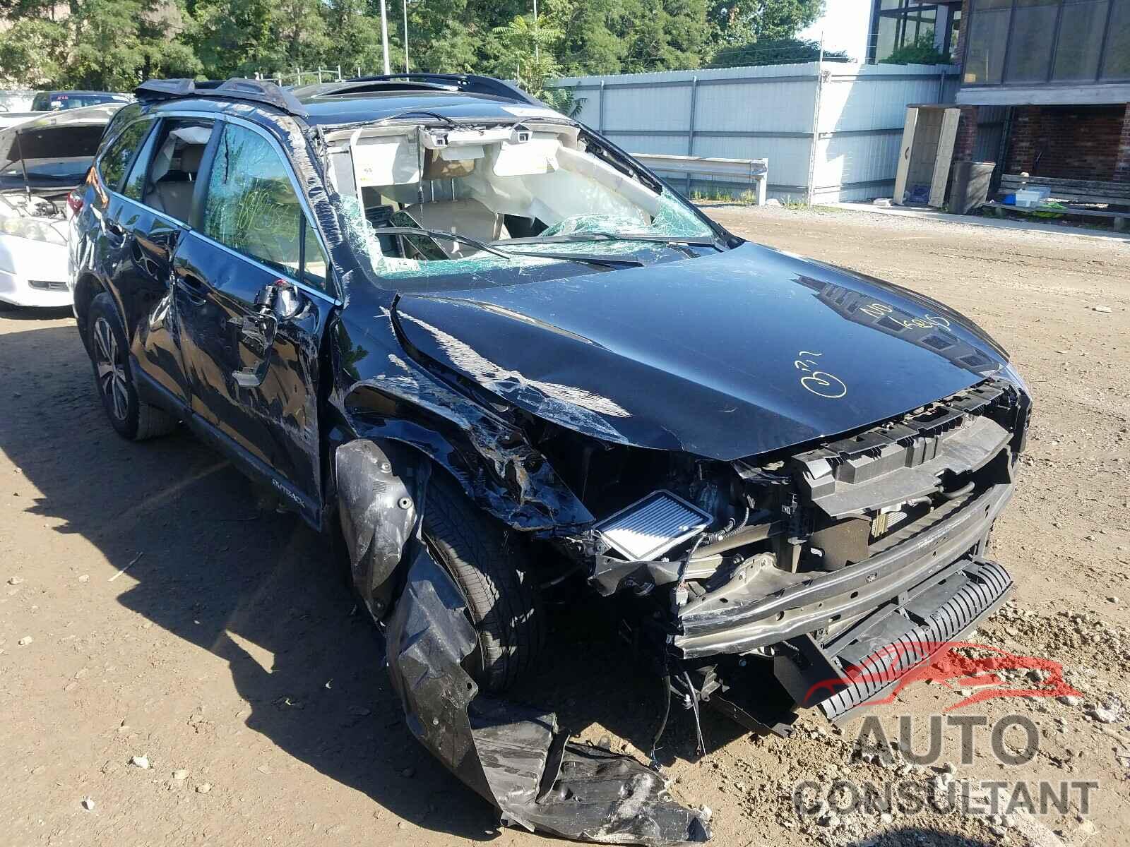 SUBARU OUTBACK 2018 - 4S4BSENC5J3263423