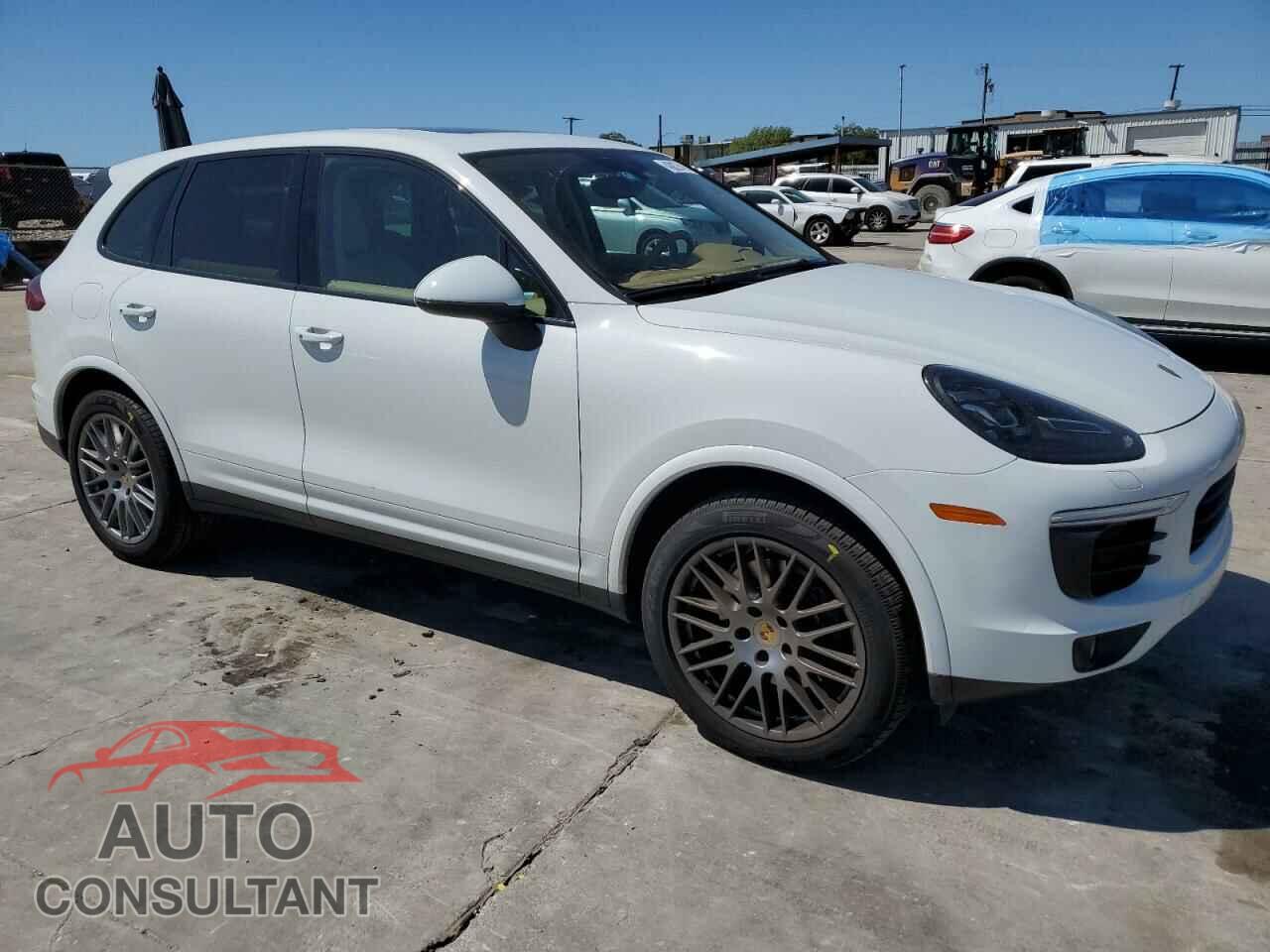 PORSCHE CAYENNE 2017 - WP1AA2A22HKA82633
