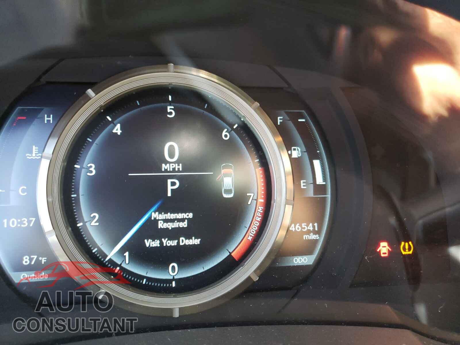 LEXUS IS 2017 - JTHCE1D20H5014297