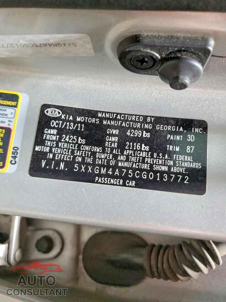 KIA OPTIMA 2012 - 5XXGM4A75CG013772