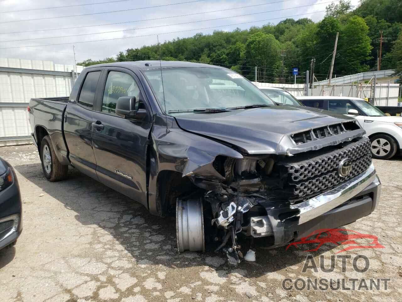 TOYOTA TUNDRA 2019 - 5TFUM5F13KX083629