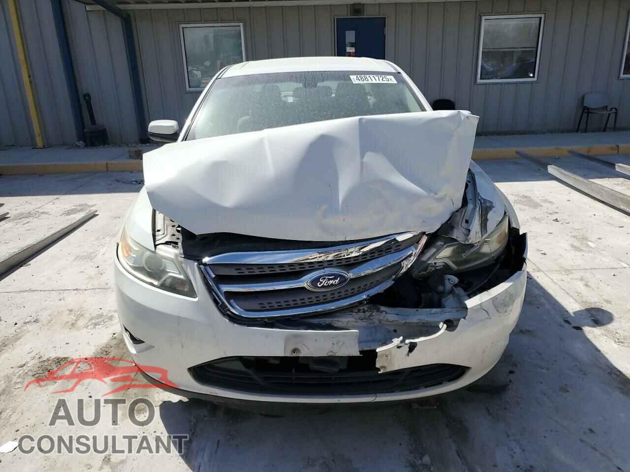 FORD TAURUS 2011 - 1FAHP2EW4BG174855