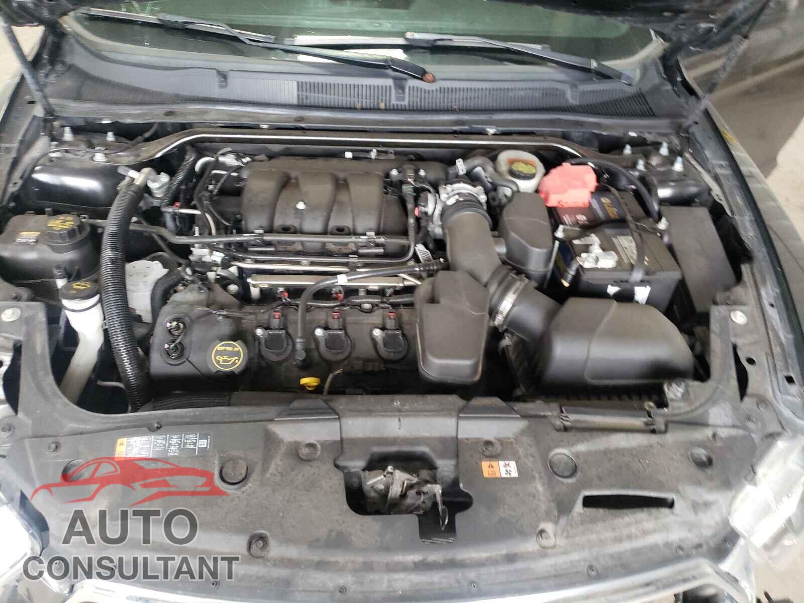 FORD TAURUS 2016 - 1FAHP2E89GG112117