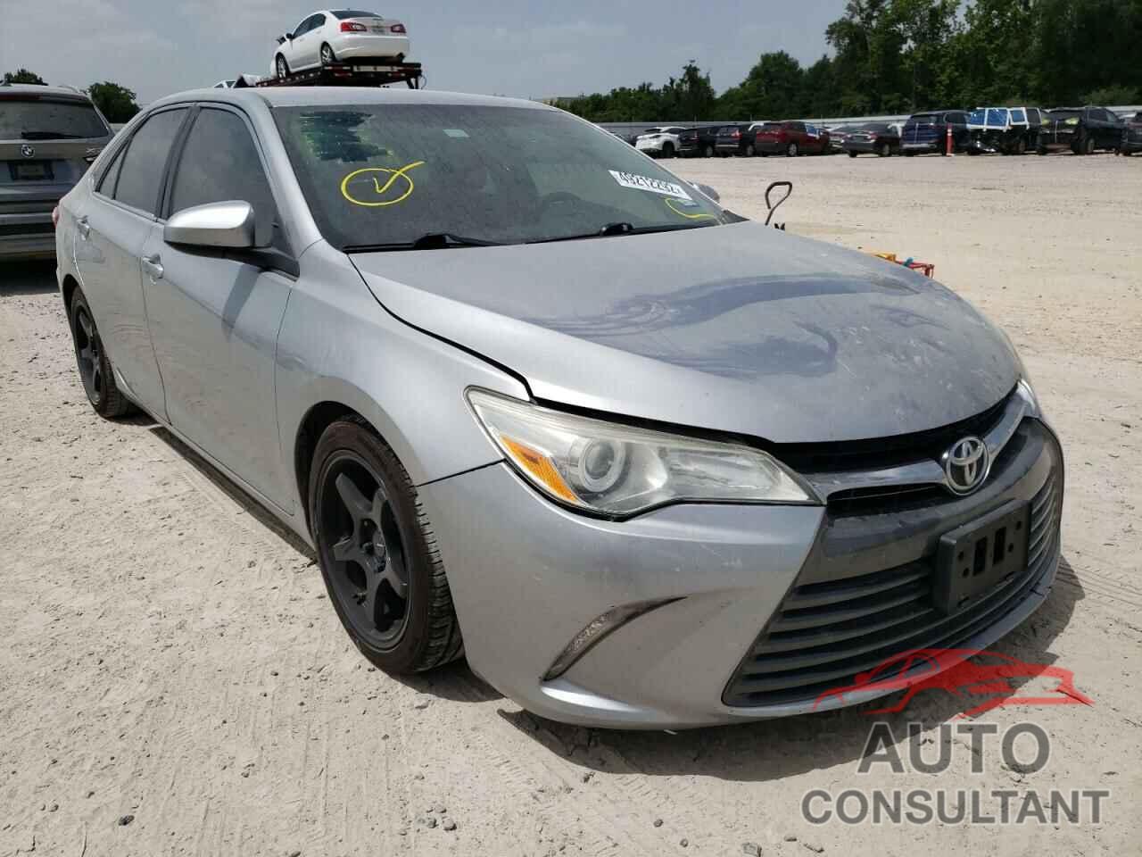 TOYOTA CAMRY 2016 - 4T4BF1FK2GR525118