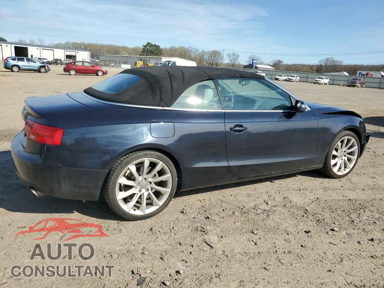 AUDI A5 2013 - WAUJFAFH5DN007540