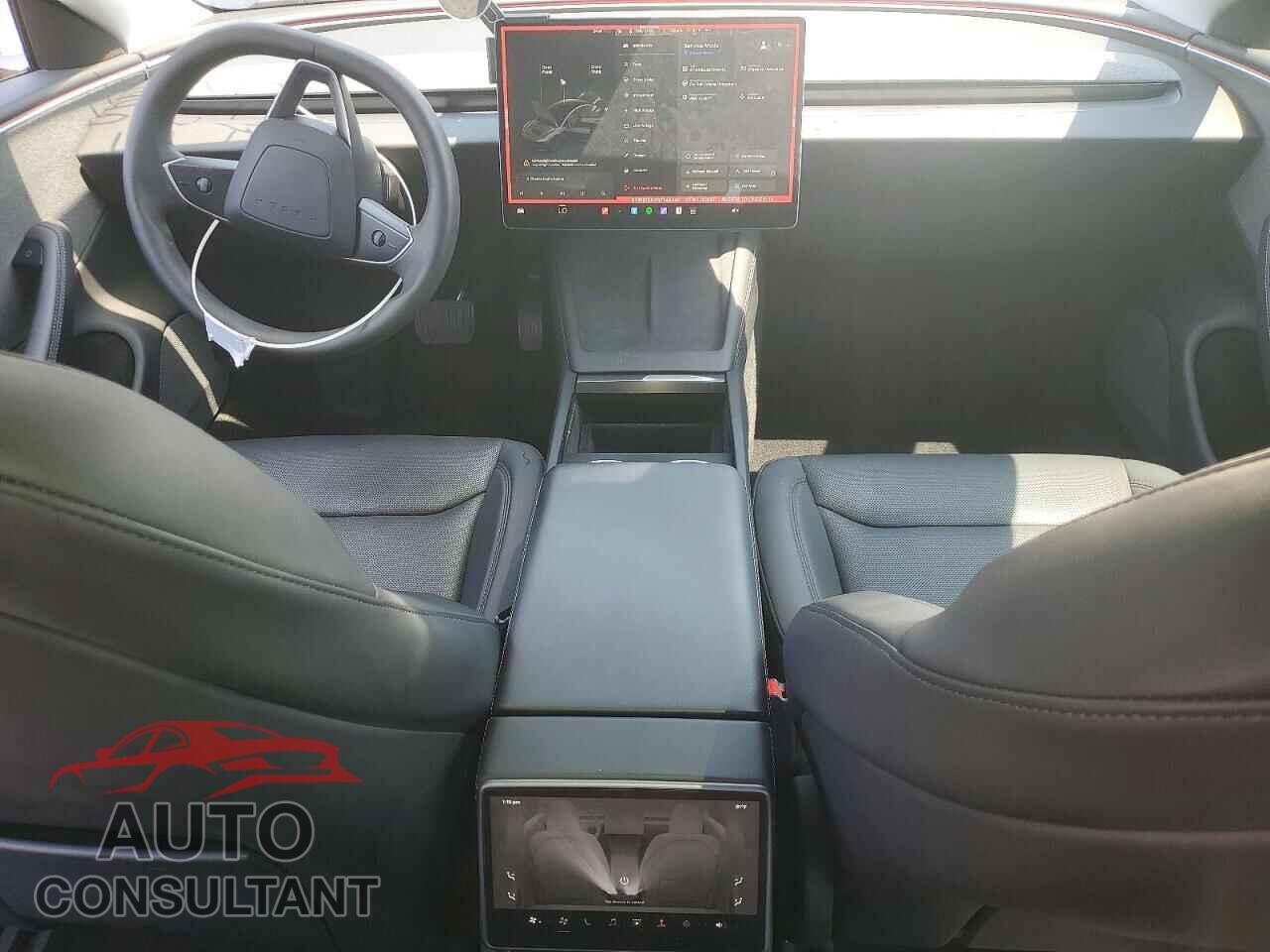 TESLA MODEL 3 2024 - 5YJ3E1EA3RF744440