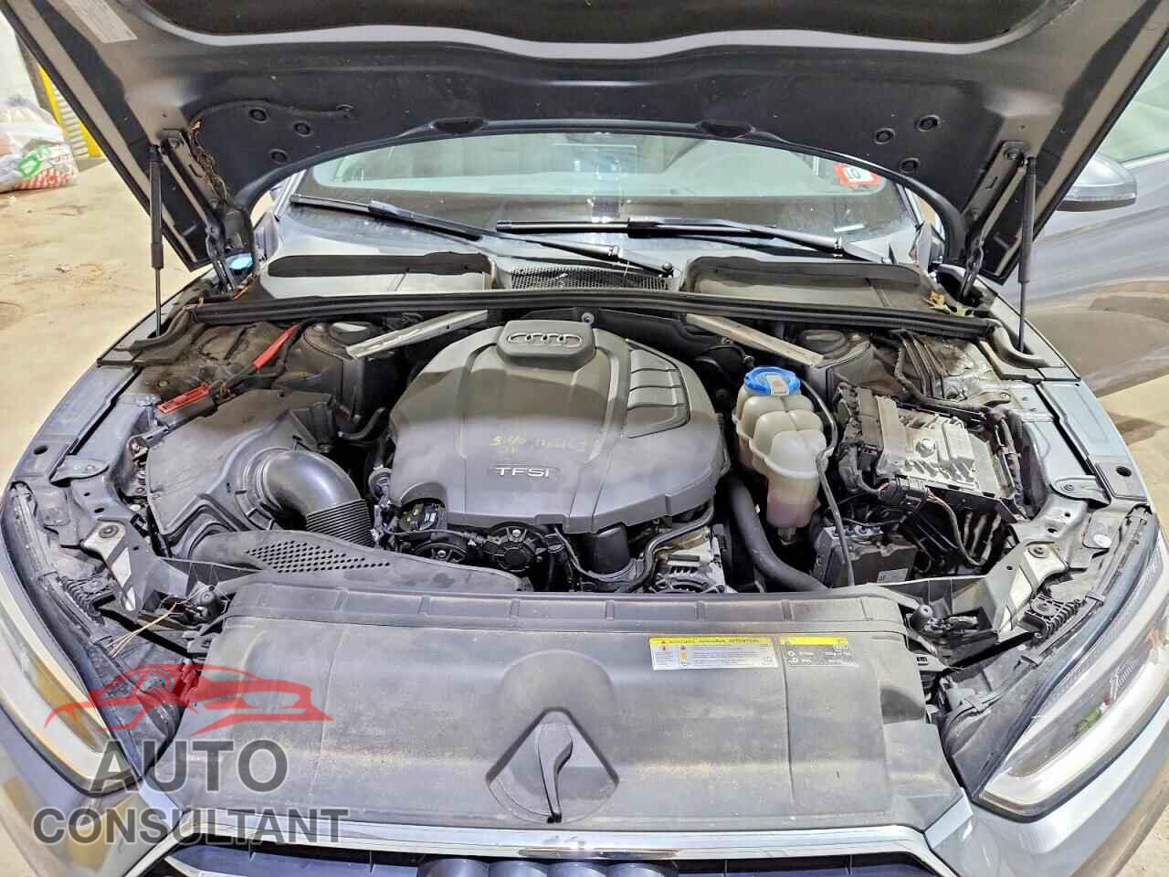 AUDI A5 2018 - WAUPNAF59JA010558