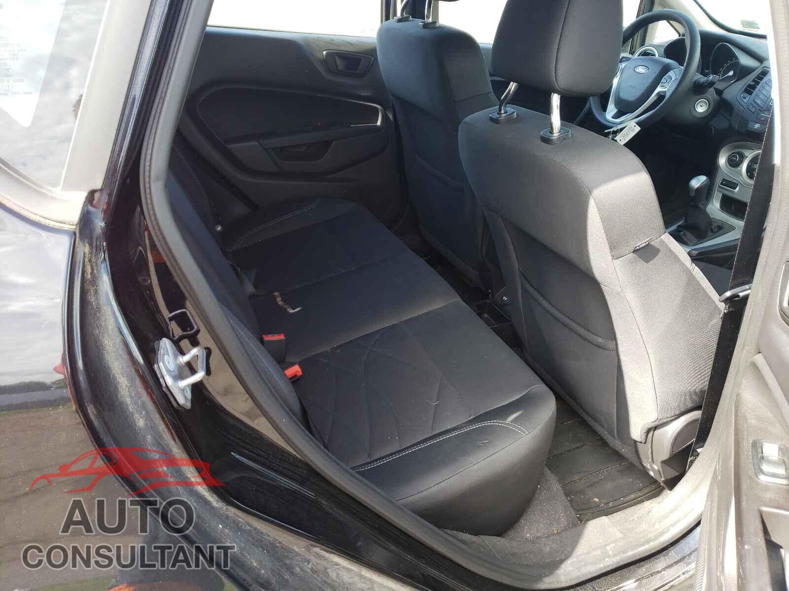FORD FIESTA 2017 - 3FADP4EJ8HM158512