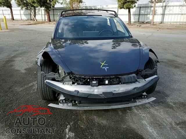 TESLA MODEL 3 2018 - 5YJ3E1EA6JF042827