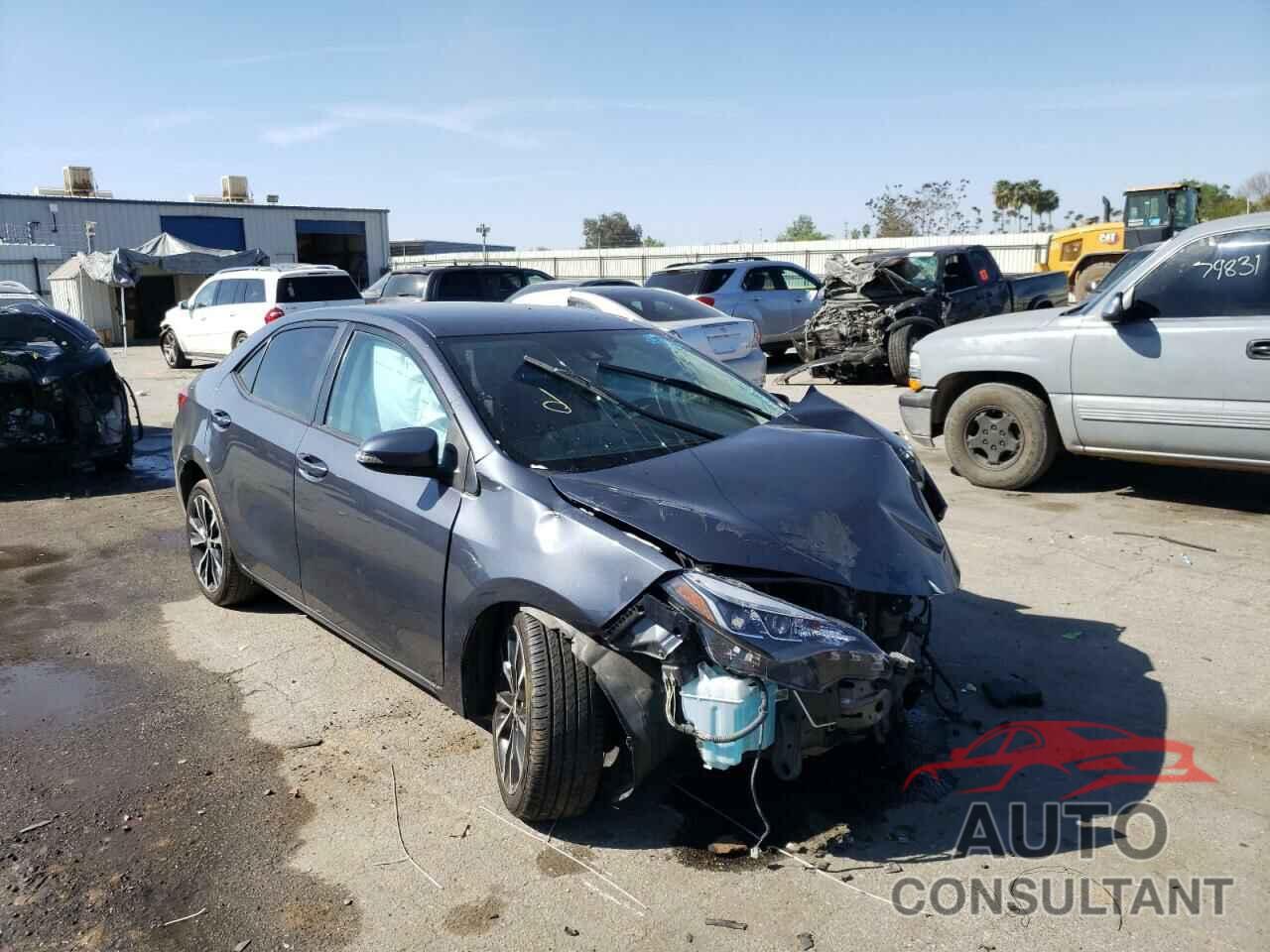 TOYOTA COROLLA 2018 - 5YFBURHE4JP752812