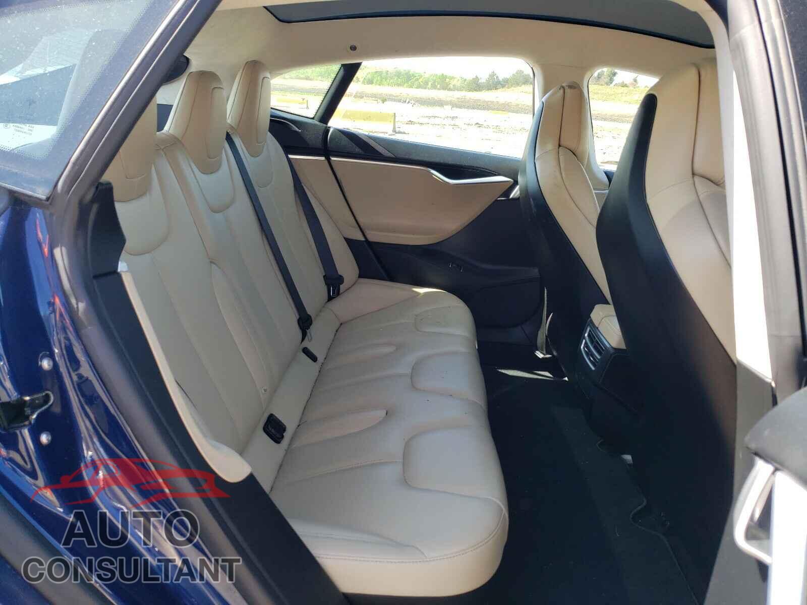 TESLA MODEL S 2017 - 5YJSA1E2XHF185077