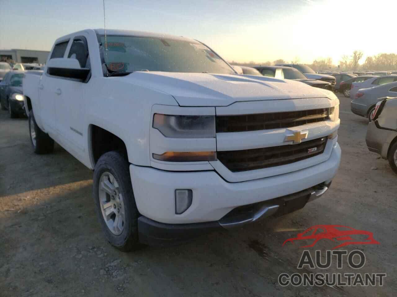 CHEVROLET SILVERADO 2018 - 3GCUKREC8JG114165