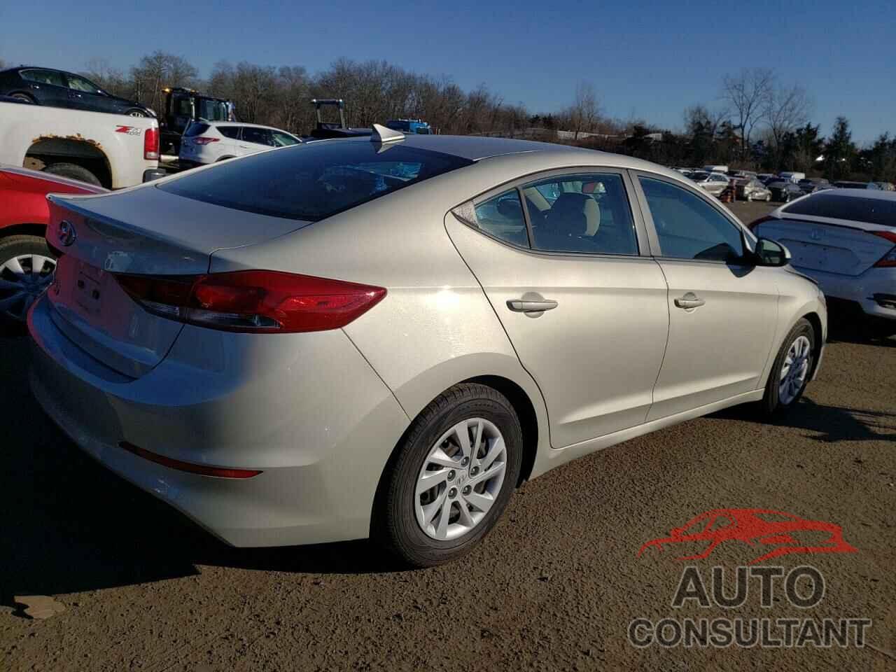 HYUNDAI ELANTRA 2018 - 5NPD74LF8JH390998