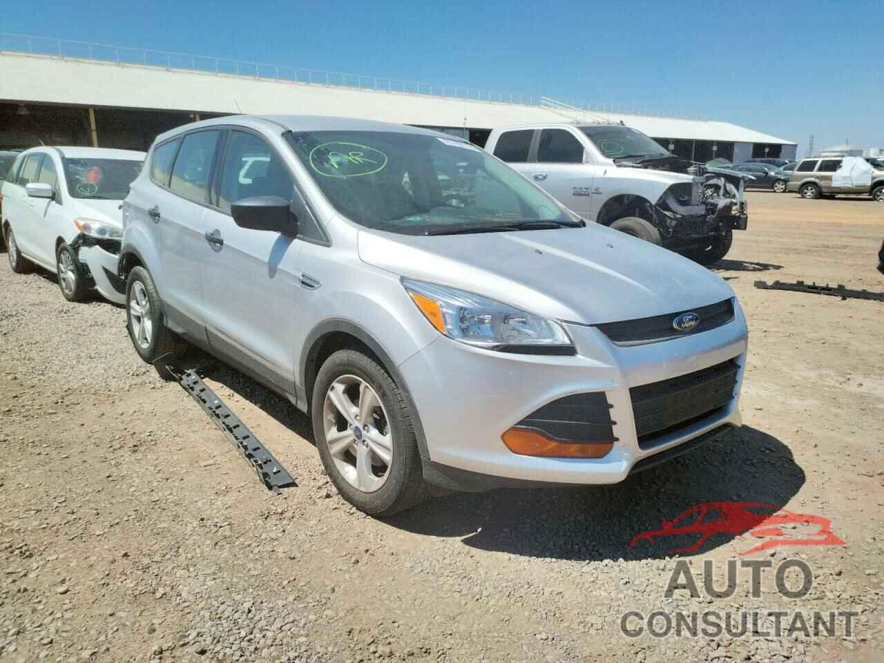FORD ESCAPE 2016 - 1FMCU0F71GUB88922