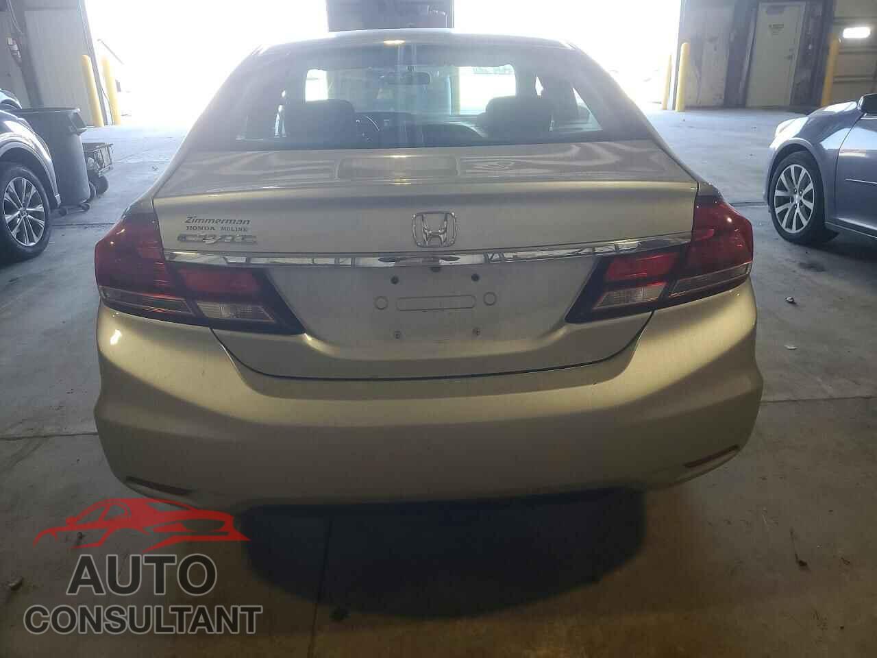 HONDA CIVIC 2015 - 19XFB2F70FE018700