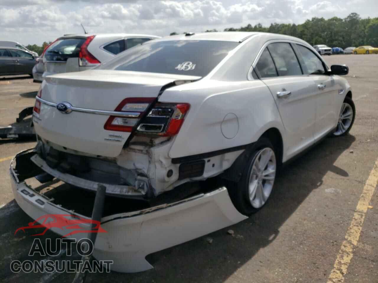 FORD TAURUS 2016 - 1FAHP2E82GG112959