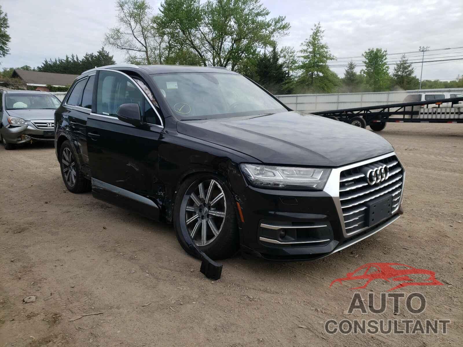 AUDI Q7 2018 - WA1VAAF79JD022693