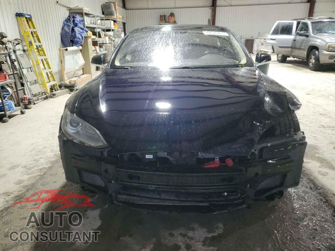 TESLA MODEL S 2013 - 5YJSA1CP4DFP17478