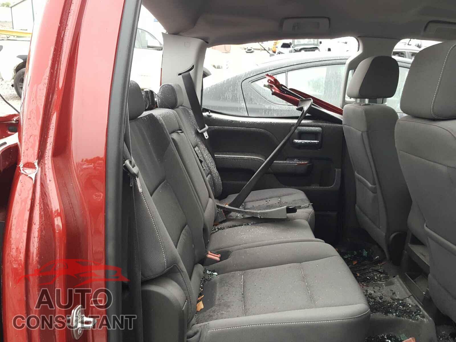 CHEVROLET SILVERADO 2018 - 3GCUKREC9JG508564