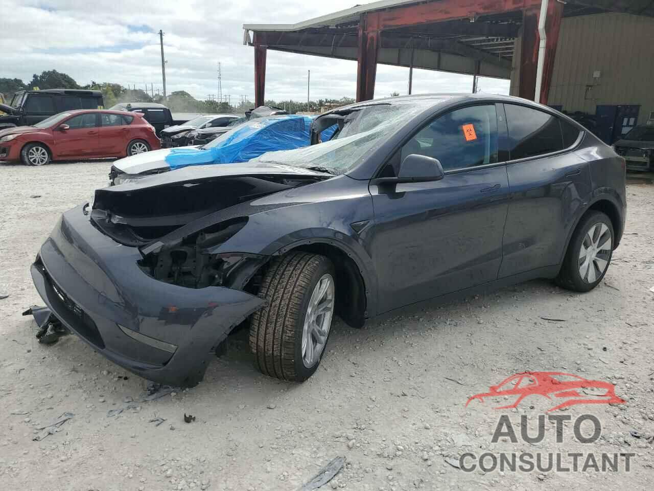 TESLA MODEL Y 2024 - 7SAYGDEE6RA223619