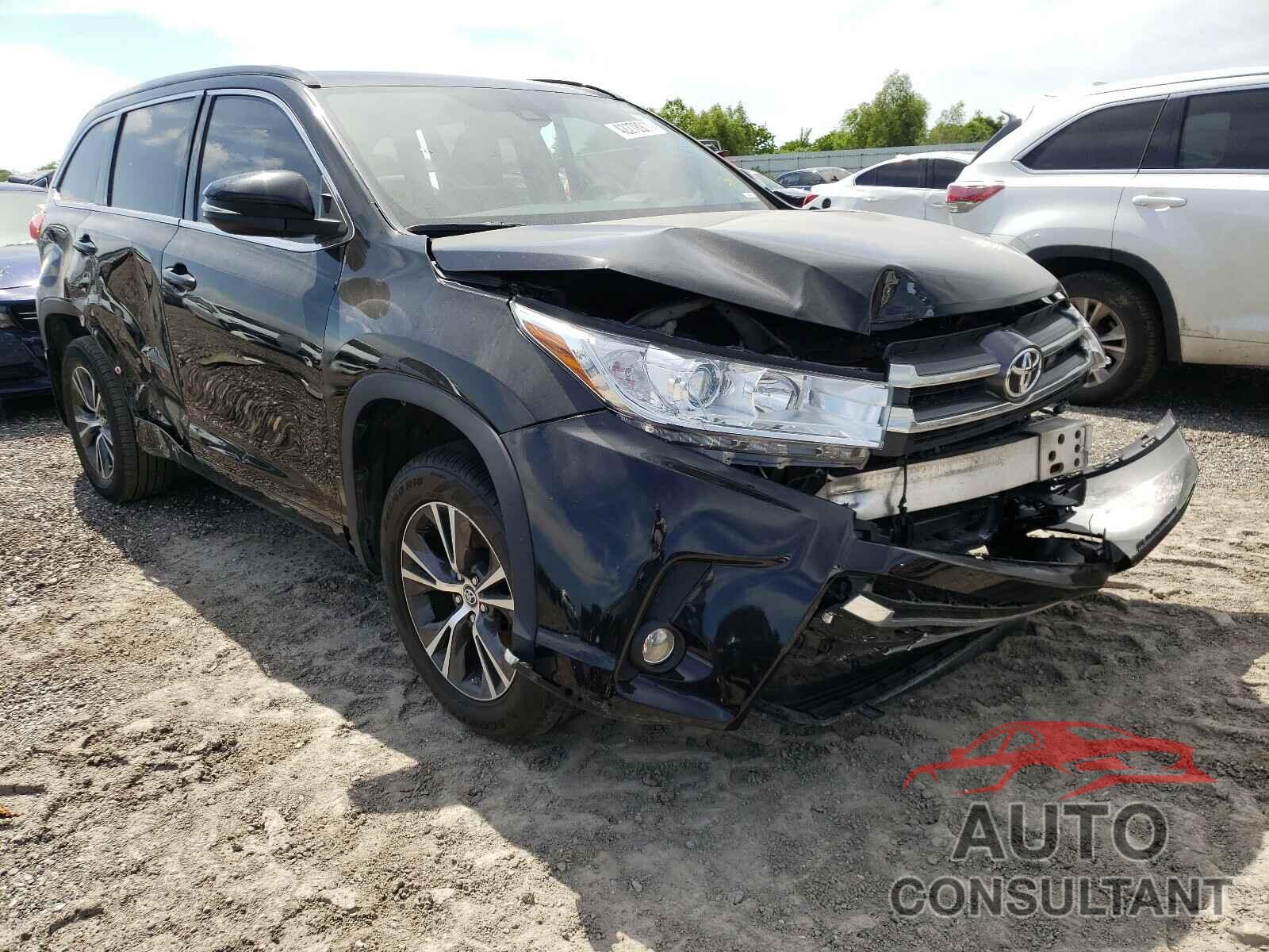 TOYOTA HIGHLANDER 2018 - 5TDKZRFH7JS534045