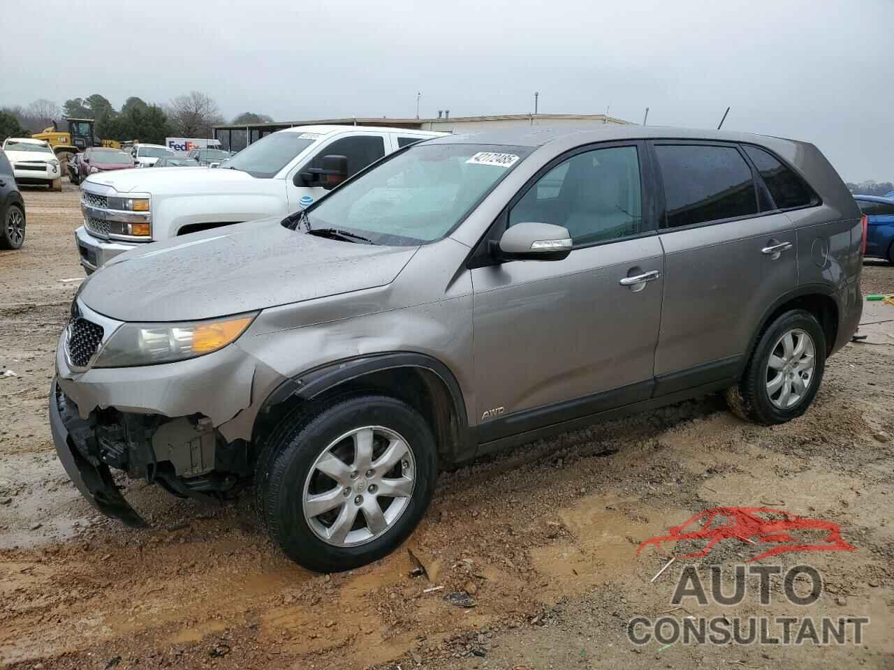 KIA SORENTO 2011 - 5XYKTCA16BG121055