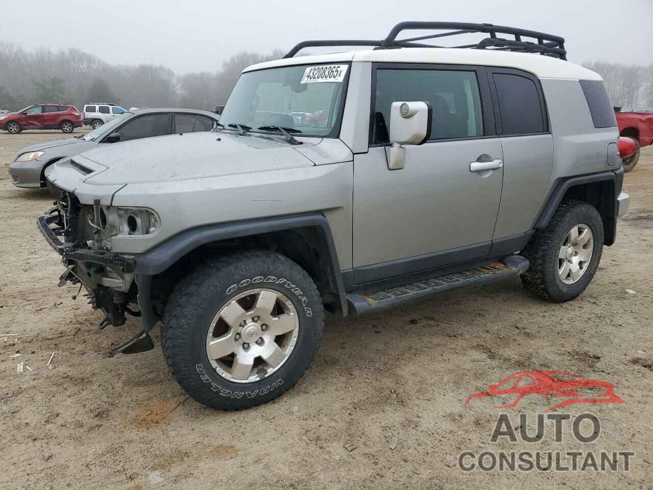 TOYOTA FJ CRUISER 2010 - JTEBU4BF3AK084550