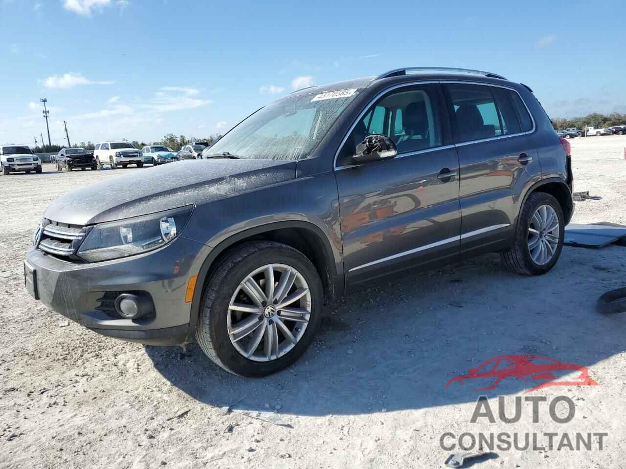 VOLKSWAGEN TIGUAN 2012 - WVGAV7AX3CW004437