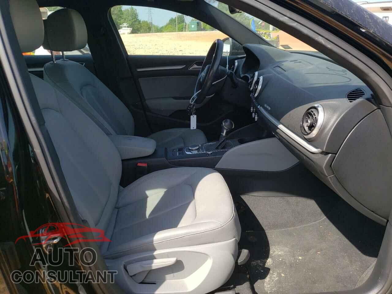 AUDI A3 2017 - WAUB8GFF3H1020462