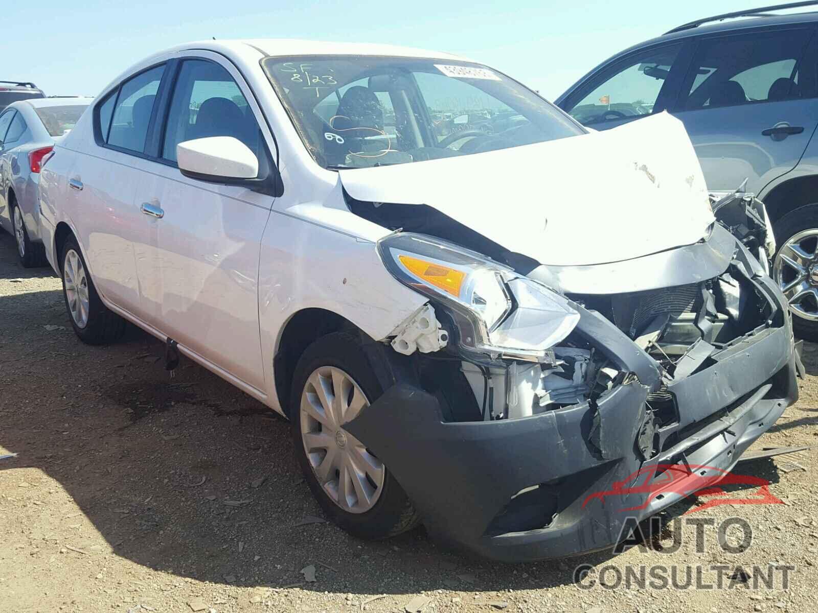 NISSAN VERSA 2015 - 3N1CN7AP1FL909205