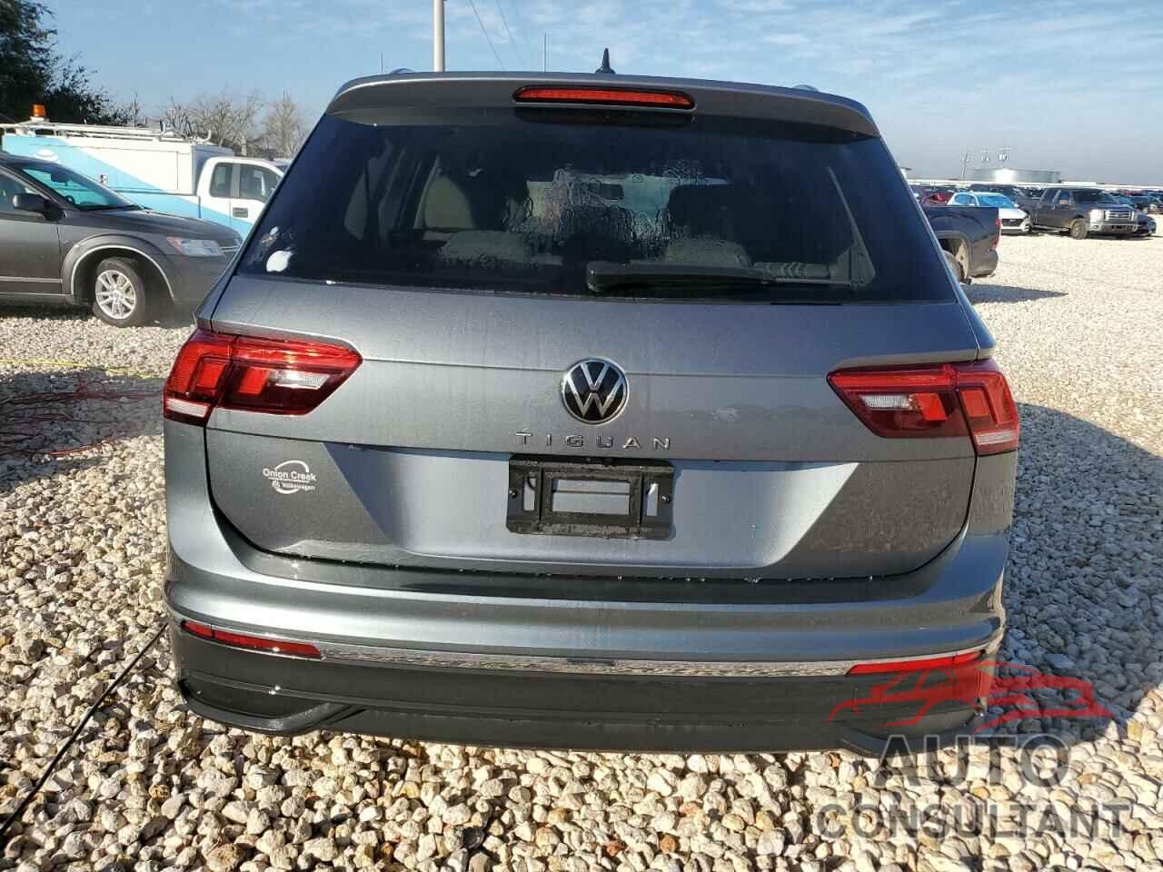 VOLKSWAGEN TIGUAN 2022 - 3VV1B7AX8NM000336