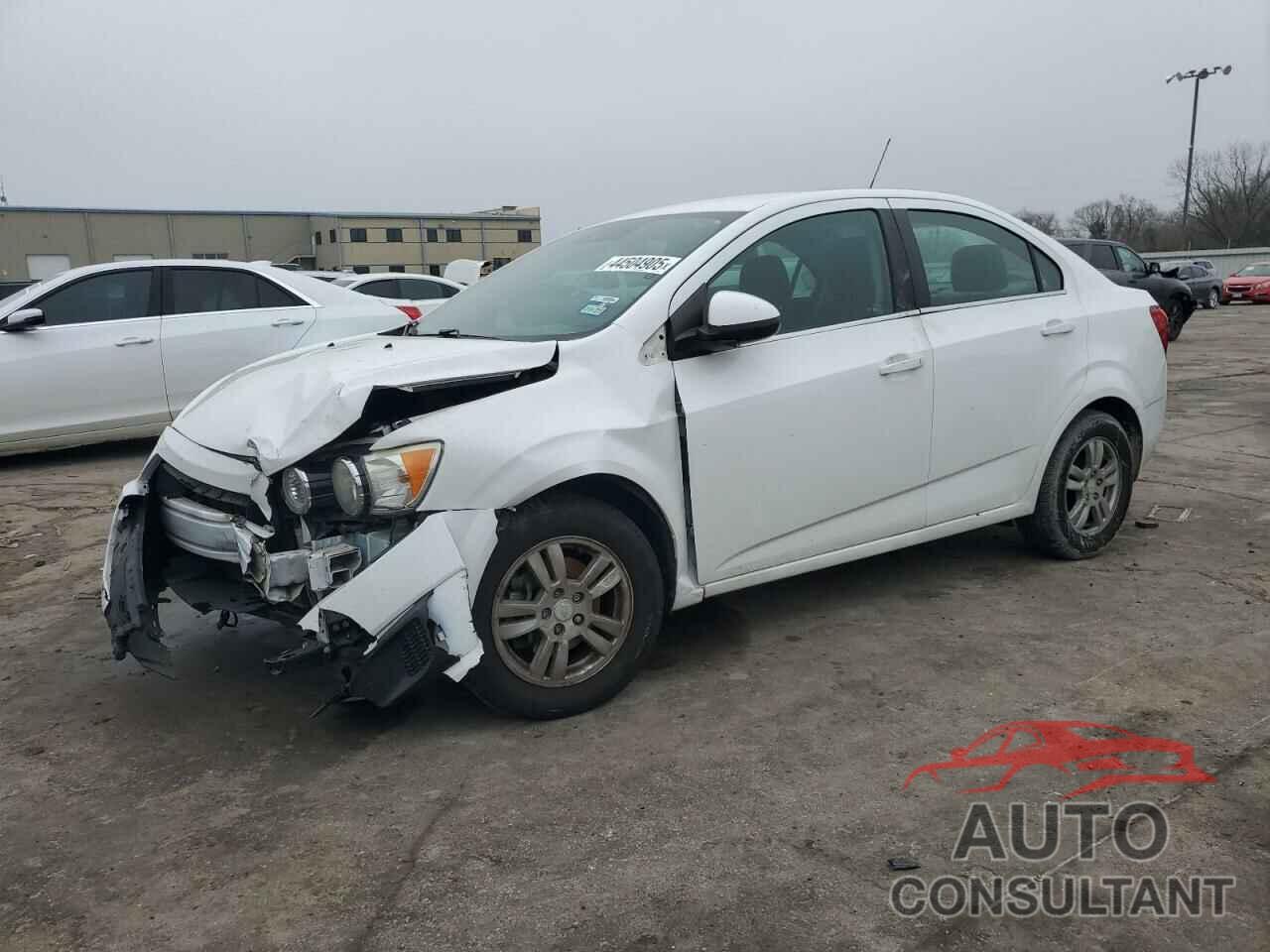 CHEVROLET SONIC 2016 - 1G1JC5SH0G4148544