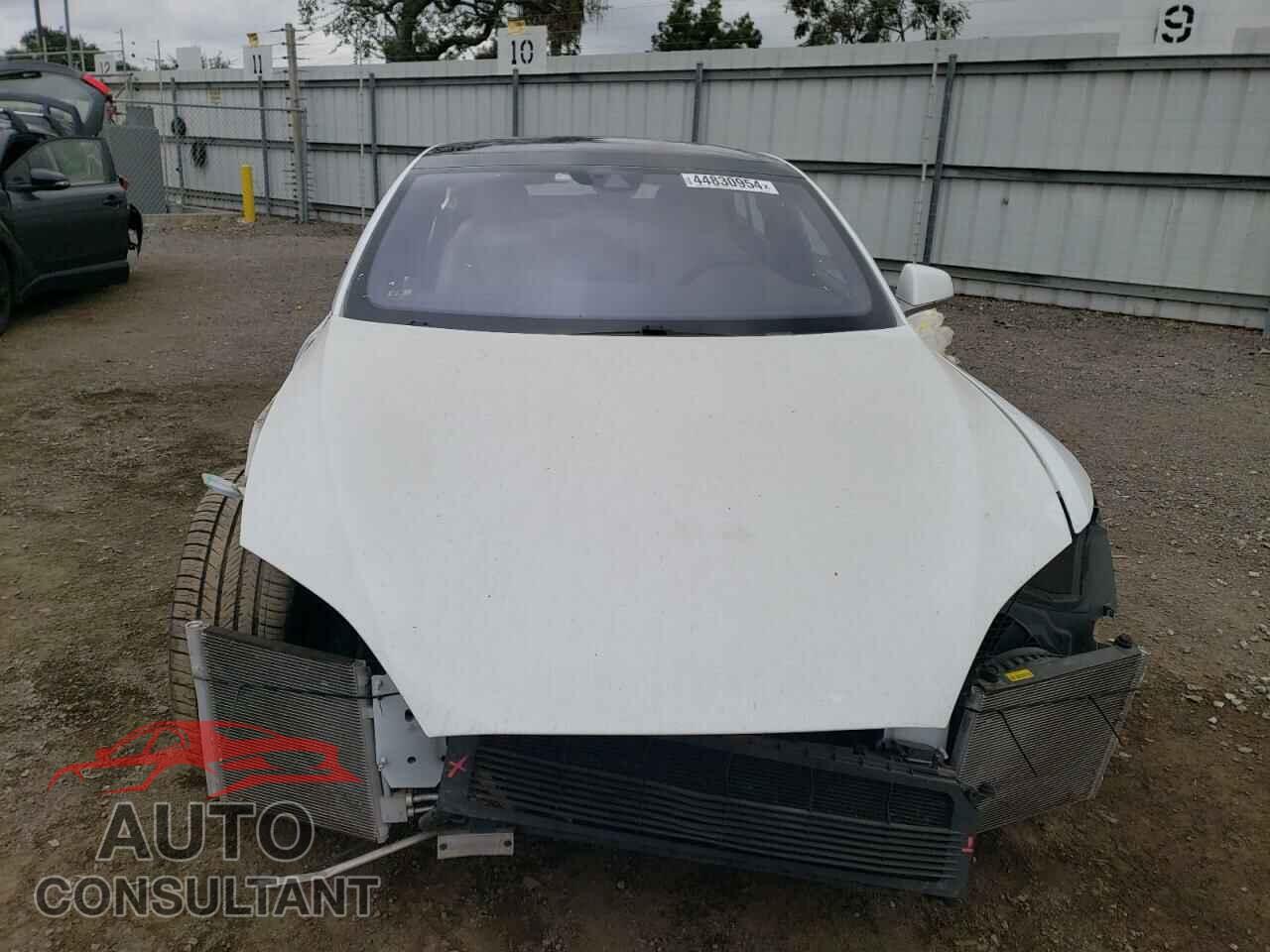 TESLA MODEL S 2016 - 5YJSA1E11GF130099