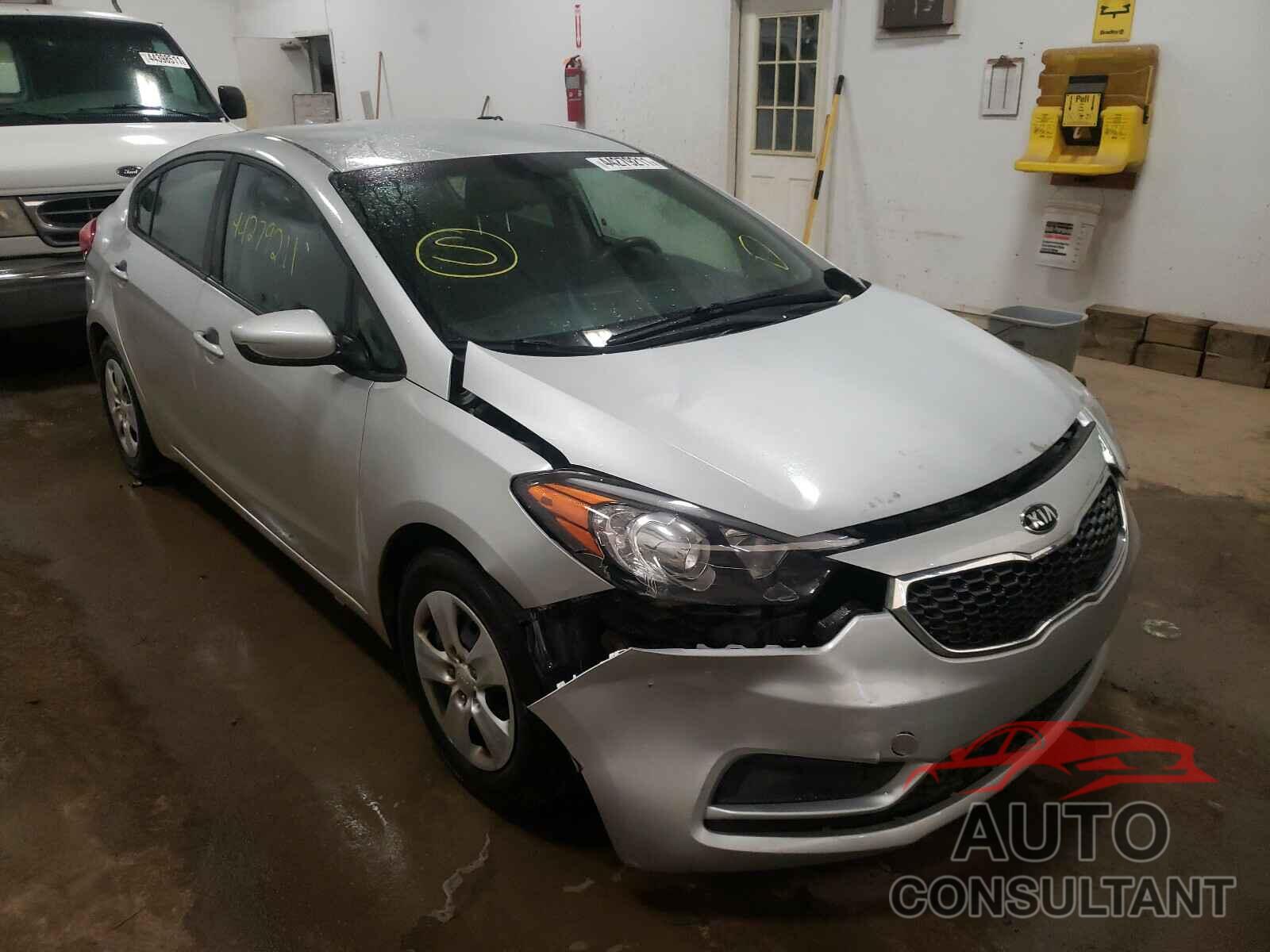 KIA FORTE 2016 - KNAFK4A60G5617648