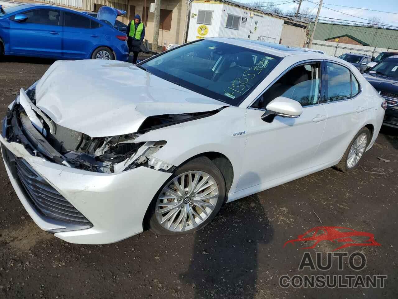 TOYOTA CAMRY 2019 - 4T1B21HK9KU013089